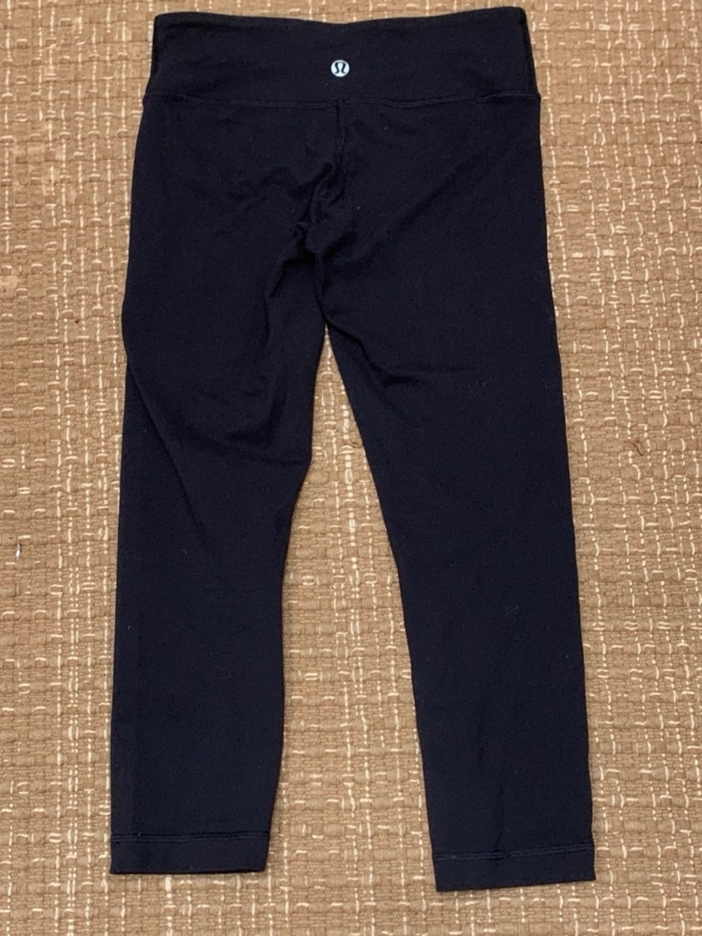 lululemon athletica Black Cropped Athletic Leggings
